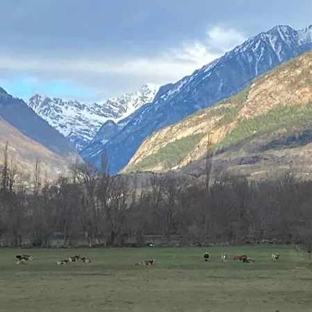 Check-in Casas Cumbre De Benasque Apartmán