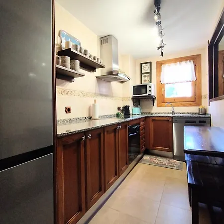 Check-in Casas Cumbre De Benasque * Eriste